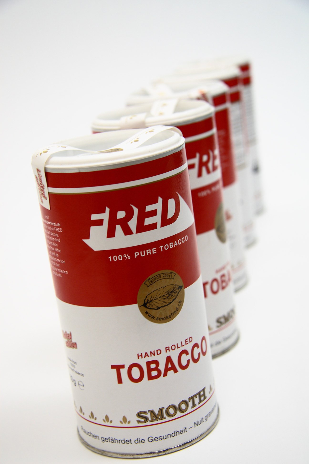 Création d’un packaging pour le tabac à rouler du cigarettier indépendant lausannois et berlinois FRED