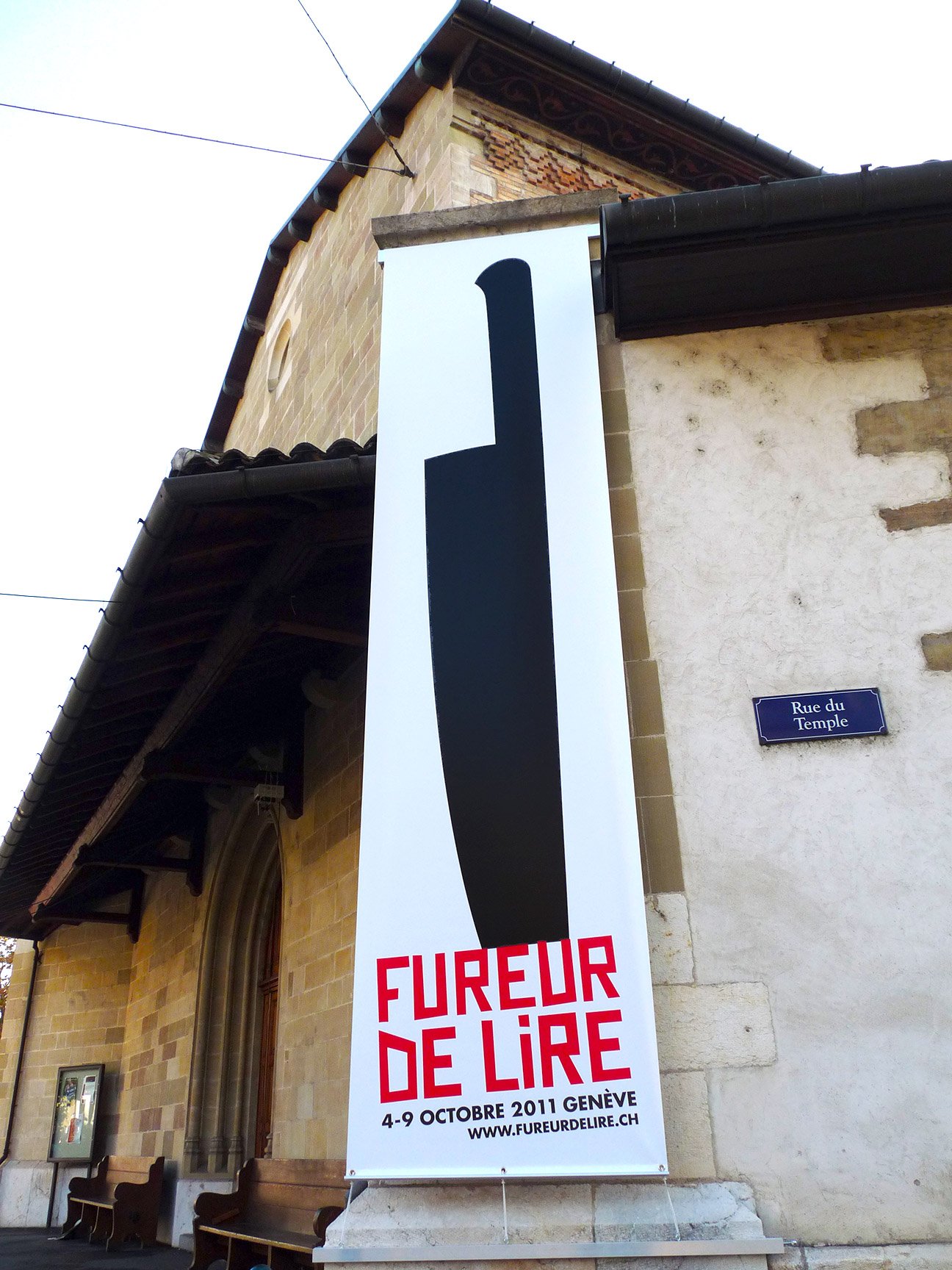 fabien_cuffel_festival_litteraire_fureur_lire_2011_siganletique_oriflamme