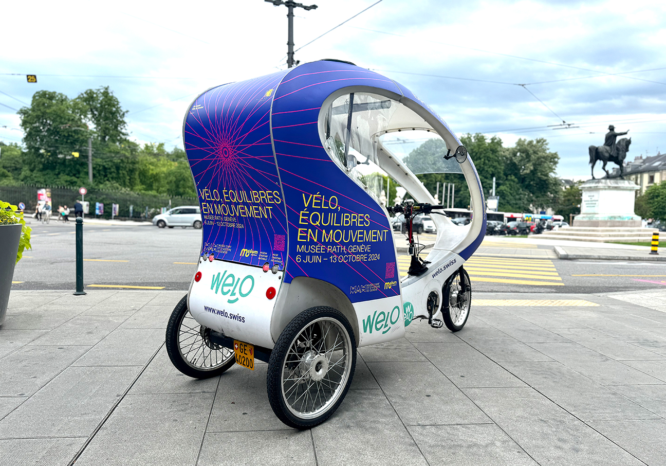 Fabien-cuffel-typographiste-graphiste-geveve-Expo-velo-equilibre-mouvement_MAH_Museum-histoire-naturelle-Geneve_Taxi-bike
